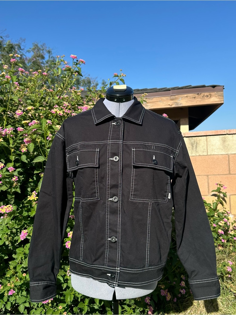 Vans “In The Know” Black Canvas Jacket with White Contrast Stitching Size XS